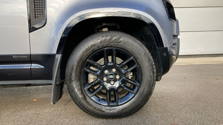 Land Rover Defender 3.0 D250 X-Dynamic S 90 3dr Auto Diesel Estate